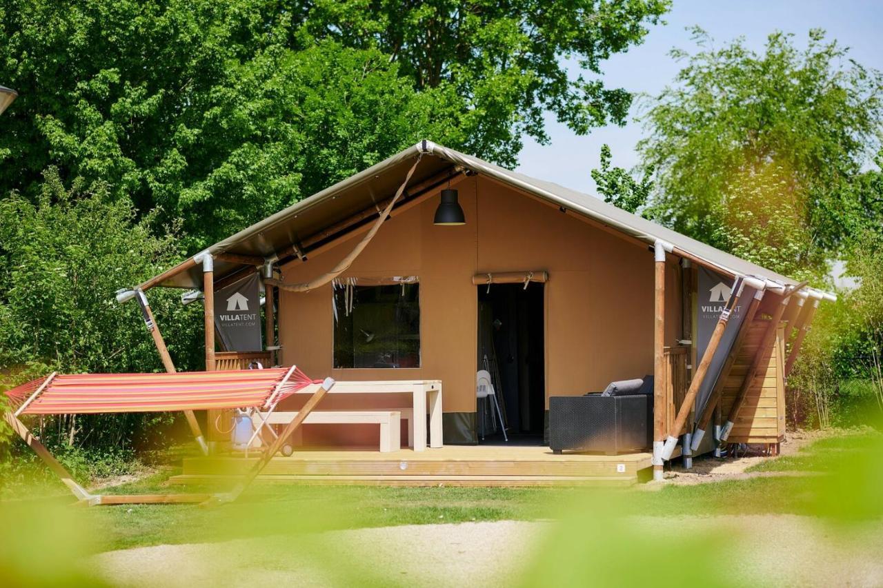 Glamping Renswoude Hotel Exterior photo