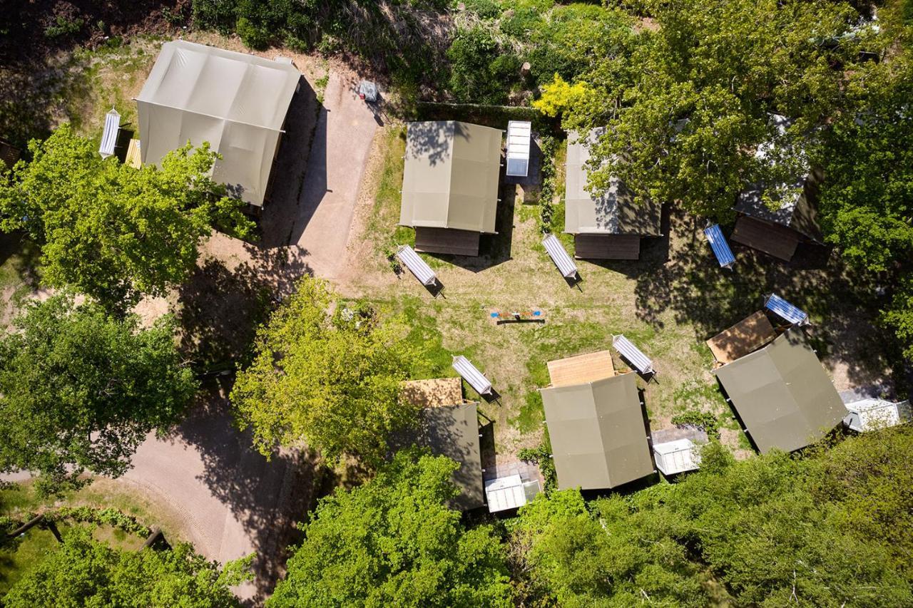 Glamping Renswoude Hotel Exterior photo