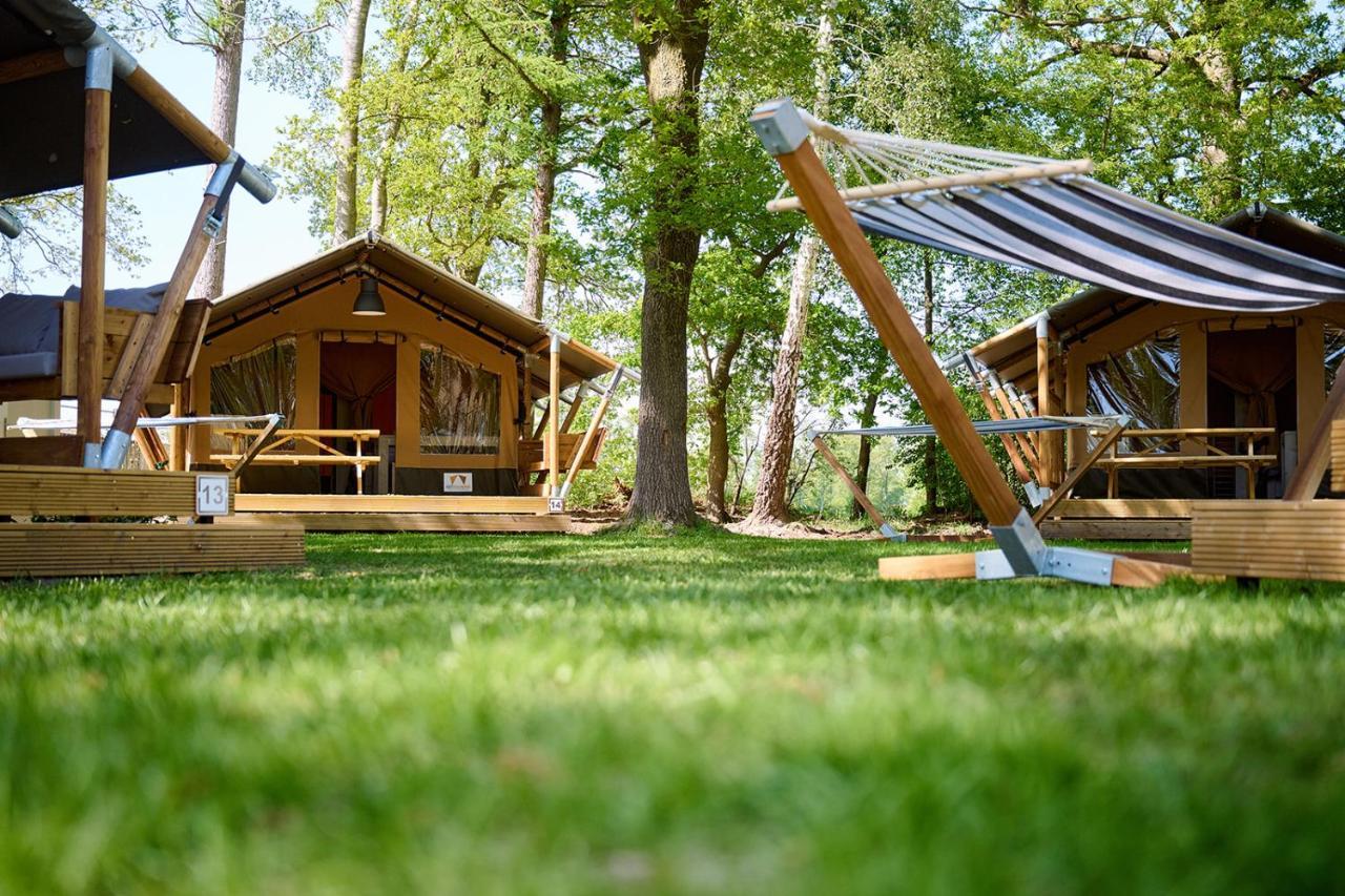 Glamping Renswoude Hotel Exterior photo